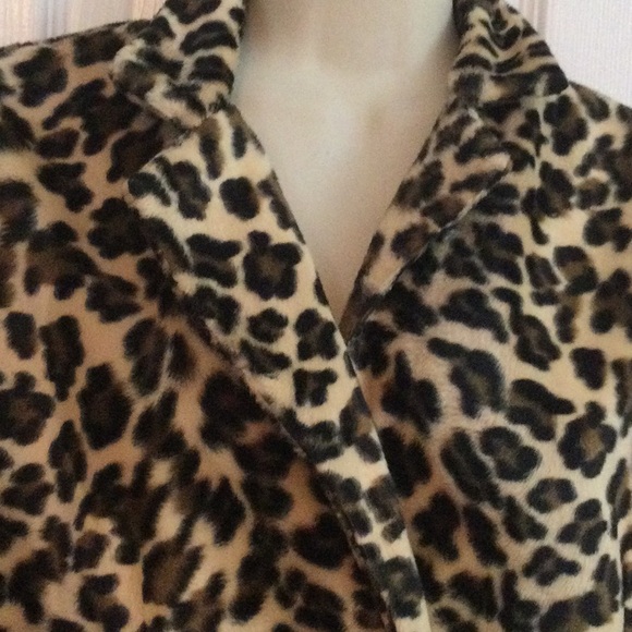 Entrancy Jacket - Picture 2 of 7